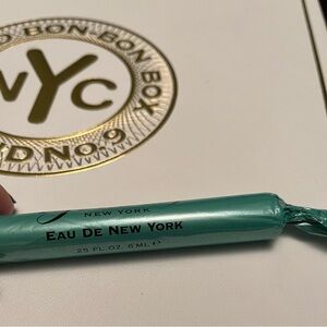 Bond No.9 New York-Eau De New York 0.25. Purse size perfect for traveling